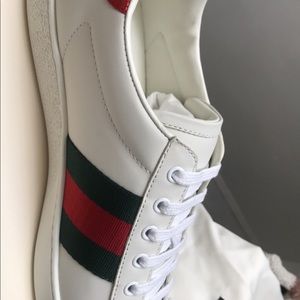 Gucci ace snake embroidered sneakers